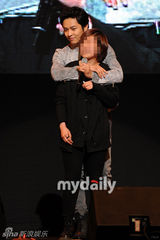 组图：金桢勋退役举办首场粉丝会 宣传新唱片