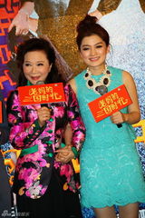 组图：蔡明拍《老妈》 郭家铭拜师学艺