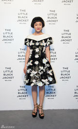 组图：周迅章子怡老佛爷摄影展时尚斗艳