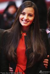 组图：《和谐课程》首映 俊男美女主演青春洋溢