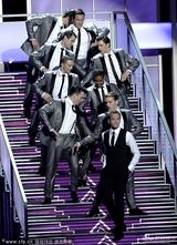 组图：艾美奖颁奖礼现场节目表演精彩集锦