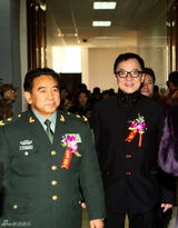 组图：陈思思演唱会被录入军事博物馆珍藏