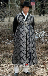 幻灯图：《济众院》公开拍摄 延政勋韩惠珍等参加