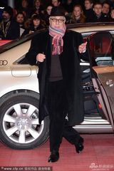 组图：导演扬德芒热撑《71》柏林电影节发布会