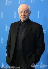 高清组图：阿明-缪勒-斯塔尔现身 被授予终身成就奖