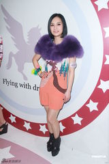 Twins代言娇媚动人 阿Sa谈旧爱想多生宝宝(图)