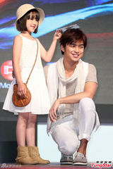 组图：陈柏霖自认患初老症 欲挑战父亲角色