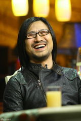 高清图：汪峰唱响《咏乐汇》 可能会重组鲍家街43号