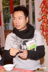 幻灯图：邓萃雯黎耀祥双双支持无线员工抗议行动