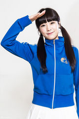 独家高清图：蜡笔团Crayon Pop对话新浪娱乐