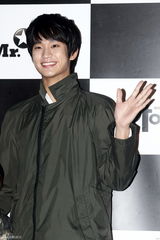 高清图：韩片《偶像先生》VIP试映 张娜拉等助阵