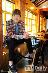 高清图：FT李洪基自曝常去夜店 新片吻戏被删