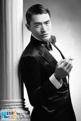 高清：李学庆复古写真 演绎与“维纳斯”人神之吻