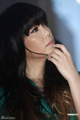 高清组图：张惠妹新曲记者会《我最亲爱的》MV曝光