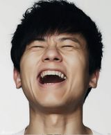 高清组图：张杰《穿越三部曲》可爱表情12连拍