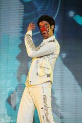 高清图：王力宏《恋爱通告》中开唱 美猴王造型曝光