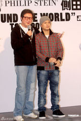 组图：侧田避忌女生怕被女友骂 否认与曹格玩4P 