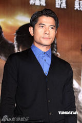 组图：郭富城拍打片保持身材 与舒淇默契如老夫老妻