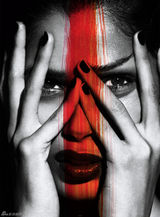 高清组图：《贫民富翁》女星性感写真 色彩结合狂野