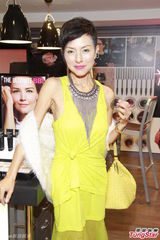 组图：陈法拉出席活动称未定合约去向