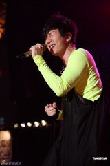 组图：林俊杰与萧敬腾争一哥 怀秋林志颖到场支持