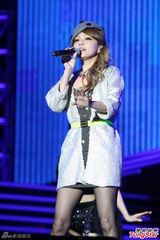 组图：王心凌不谈新恋情 罗志祥庾澄庆比拼热舞