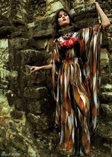 组图：巴西超模伊莎贝莉炫彩比基尼写真热情夺目