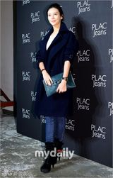 组图：车艺莲任瑟雍出席时尚品牌发布会