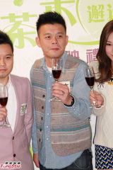 组图：连诗雅向电影圈发展 关楚耀年底开拍笑片