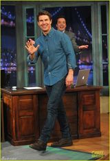 组图：汤姆克鲁斯上综艺节目被砸鸡蛋十分狼狈