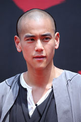 组图：《黄飞鸿》全明星亮相 彭于晏造型曝光