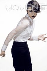 组图：尚雯婕再登时尚杂志封面展现极致魅影