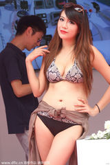 组图：海天盛筵模特竞艳 张嘉译成唯一受邀嘉宾