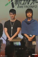 高清图：容祖儿等齐聚歌会 刘德华上演贴身辣舞