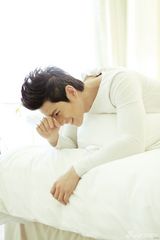 组图：张峻宁时尚大片邀约不断 走贵族气质路线