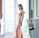 组图：张雨绮登《伊周》封面 清雅高贵公主风