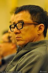 组图：盘点两会明星委员 表情丰富萌翻会场