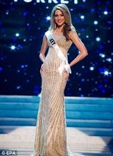 组图：环球小姐众佳丽泳装礼服美艳 中国小姐微笑迷人