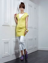 高清组图：尹恩惠夏日优雅写真 雪纺美衣主打空灵