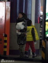 幻灯图：买红妹母女回京喜忧参半 传尚未遇到追求者