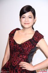 组图：陈妍希瘦身有成露酥胸 隋棠想恋爱苦无对象