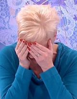 组图：54岁女星庆祝离婚 携老姐妹为老公开脱衣派对