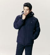 高清组图：韩星高修冬装写真俊朗挺拔帅气