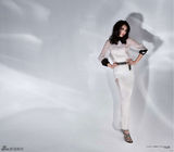 高清图：姚晨登封面变水漾女人 谈蜕变滴水汇成海洋