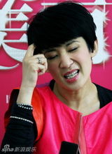 组图：《美丽密令》复活节上映 吴君如曝不再要小孩