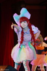 组图：日本潮流教主Kyaryamyu香港可爱开唱