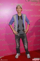 组图：李蕙敏香港补请喜宴 黄伟文要当小孩干爹