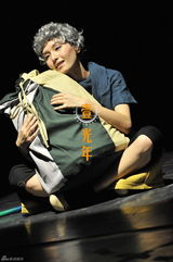 组图：三拓旗剧社作品《壹光年》精彩剧照