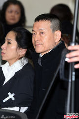 组图：李泰祥追思会齐豫缺席 许景淳泪祭恩师