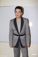 组图：《劲歌金曲》录影 黄耀明张继聪王菀之献唱